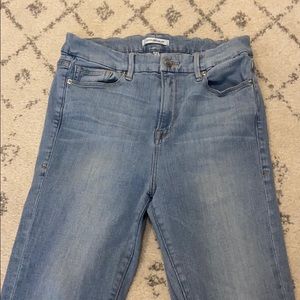 Good American good waist light wash skinny jeans